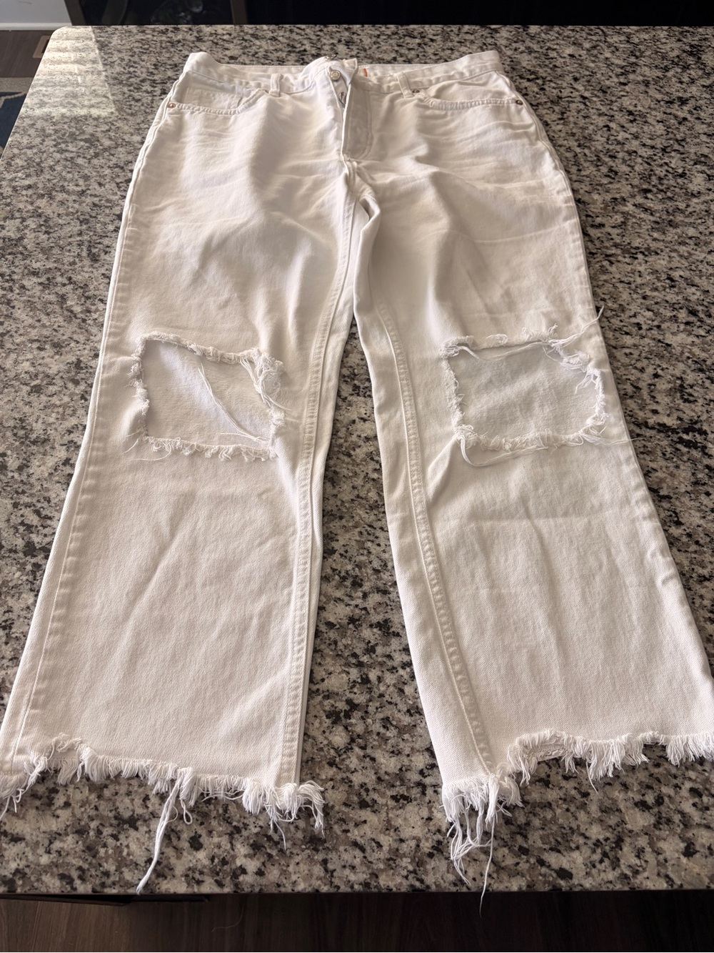 Free People Size 29”/8 White Distressed High-Rise Women’s Jeans